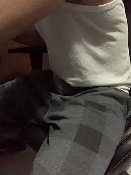 dedooelgrande online show from November 30, 2025, 8:37 am