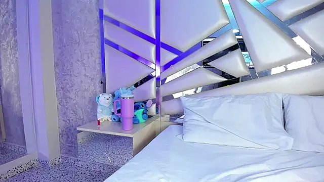 Miia002 online show from January 14, 2026, 11:41 pm