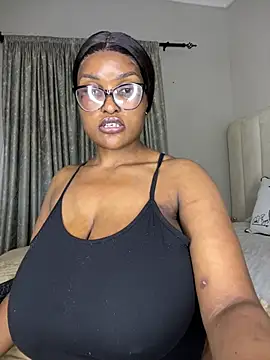 Bustygoddess32 online show from February 25, 2026, 3:29 am