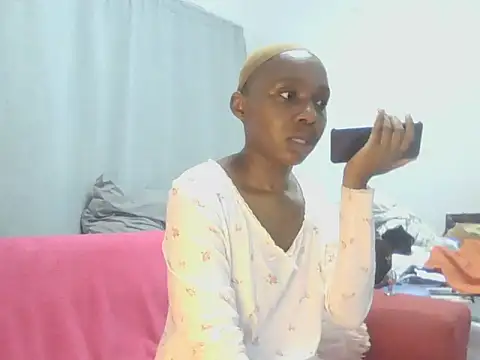 Sexxybella27 online show from April 5, 2026, 8:37 pm