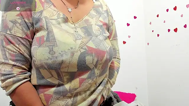 hazel 34 online show from January 13, 2026, 8:51 am