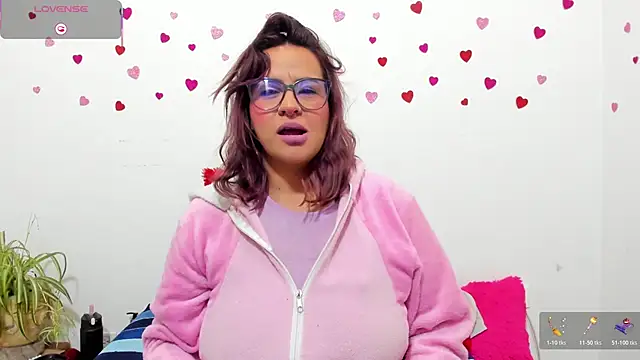 hazel 34 online show from January 7, 2026, 8:52 am