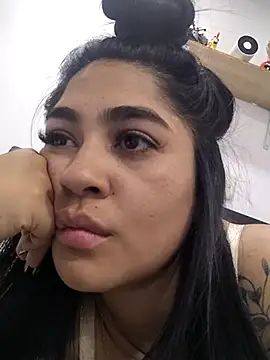 Charlotte cutee18 online show from October 20, 2025, 12:02 am