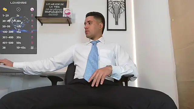 Snapshot of Thonydupont chatting on January 25, 2025, 9:46 pm Thonydupont online show from January 25, 2025, 9:46 pm