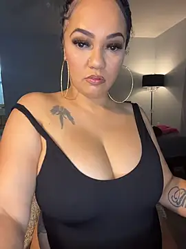 DestineeJayde online show from October 31, 2025, 6:21 am