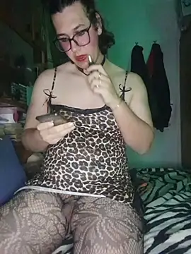 Snapshot of Daisy_150 chatting on October 12, 2025, 8:32 pm Daisy 150 online show from October 12, 2025, 8:32 pm