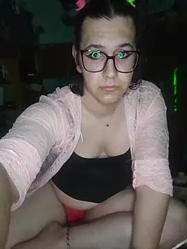 Snapshot of Daisy_150 chatting on October 16, 2025, 9:45 pm Daisy 150 online show from October 16, 2025, 9:45 pm