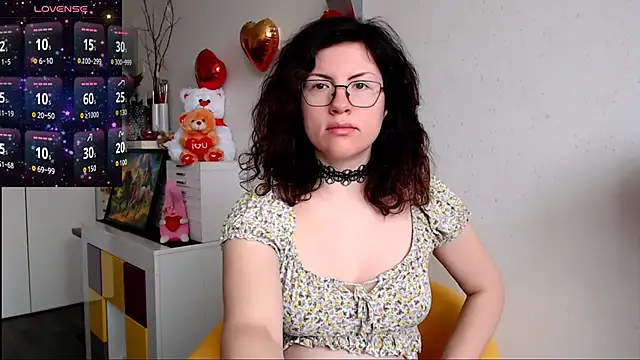 Snapshot of vaders_daughter chatting on February 13, 2026, 8:03 am vaders daughter online show from February 13, 2026, 8:03 am