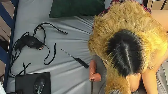 Barbie girl 69 online show from October 30, 2025, 3:31 pm