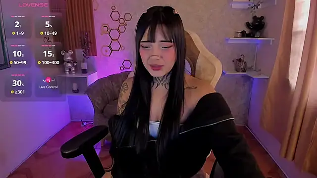 mia catt05 online show from October 16, 2025, 3:31 pm