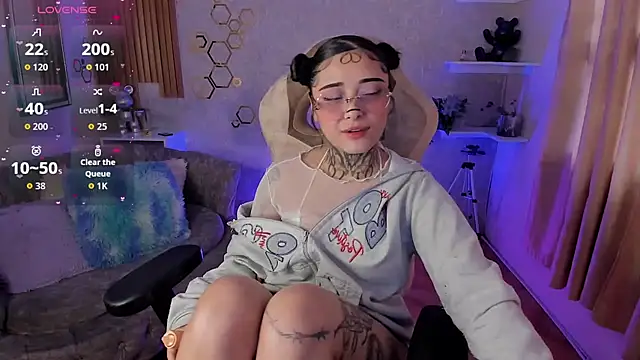 mia catt05 online show from January 31, 2026, 7:34 pm