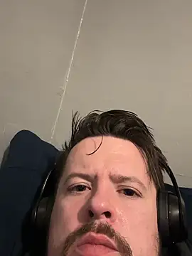 Snapshot of husband4555 chatting on February 27, 2026, 3:40 am husband4555 online show from February 27, 2026, 3:40 am