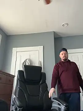 Snapshot of husband4555 chatting on March 20, 2026, 2:29 pm husband4555 online show from March 20, 2026, 2:29 pm