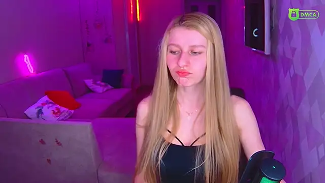 AmaliaQueen online show from February 6, 2026, 3:41 pm