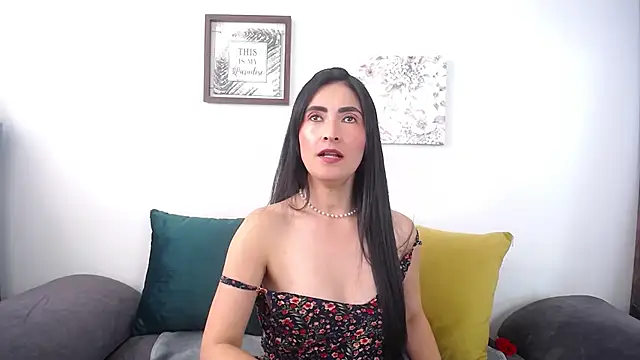 Snapshot of JainaRogers chatting on April 2, 2026, 6:14 pm JainaRogers online show from April 2, 2026, 6:14 pm