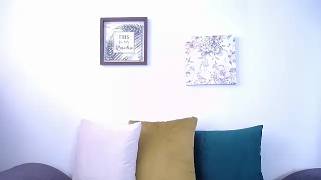 Snapshot of JainaRogers chatting on April 10, 2026, 5:53 pm JainaRogers online show from April 10, 2026, 5:53 pm