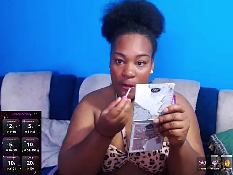 Snapshot of the_pearl199 chatting on October 24, 2025, 12:37 pm the pearl199 online show from October 24, 2025, 12:37 pm