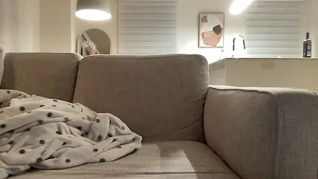 mightgogay online show from February 25, 2025, 10:42 pm