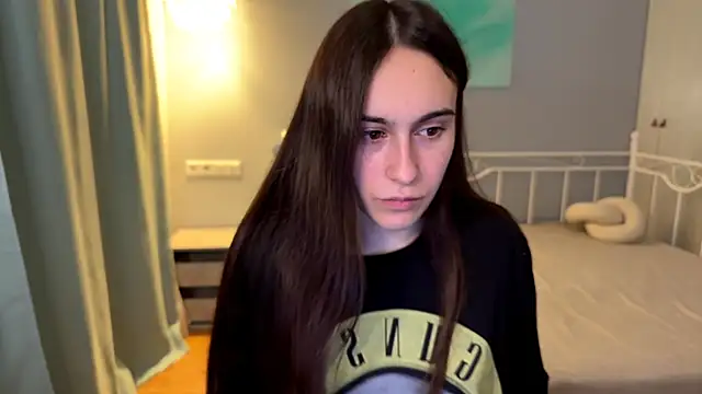 AliceKolltt online show from June 28, 2026, 8:59 pm