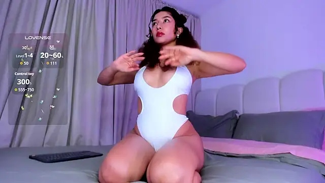 Hanna hross online show from May 18, 2026, 11:42 pm