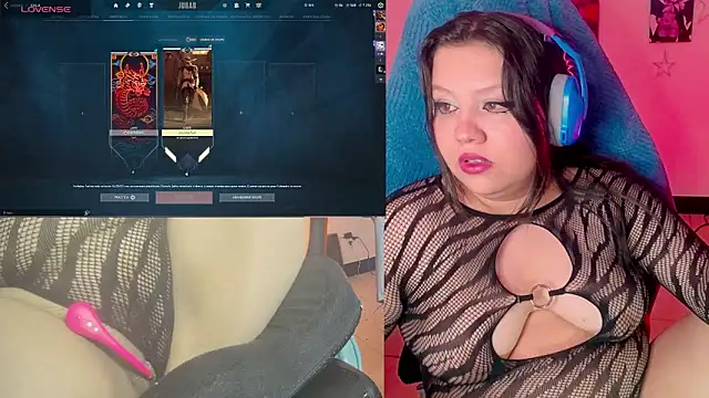 crystal7u7 online show from March 18, 2025, 7:33 pm