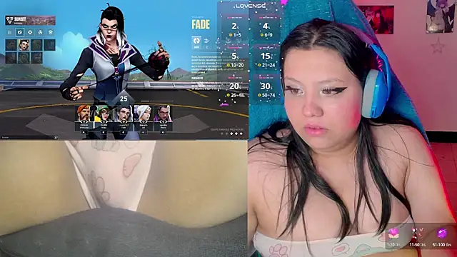 crystal7u7 online show from March 9, 2025, 7:48 pm