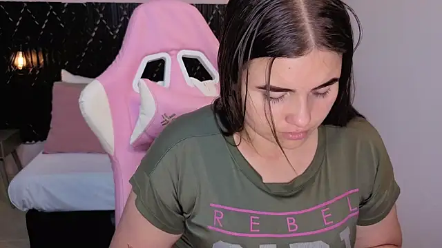 Aabby lee online show from March 31, 2026, 8:55 pm