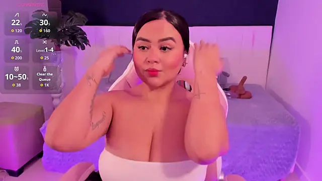 Snapshot of katia_bigboobs1 chatting on February 23, 2026, 6:30 pm katia bigboobs1 online show from February 23, 2026, 6:30 pm