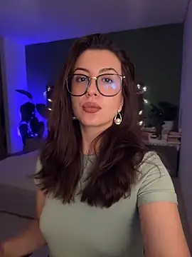 EmaSaenz online show from June 14, 2026, 2:24 am