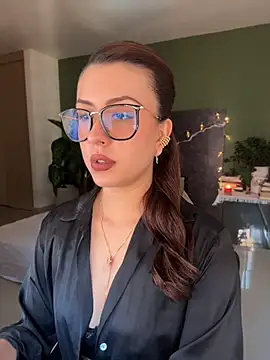 EmaSaenz online show from June 11, 2026, 9:56 pm