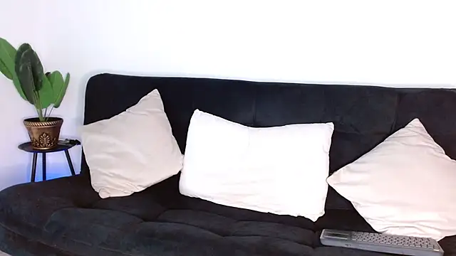 frank myles online show from December 3, 2025, 9:03 pm