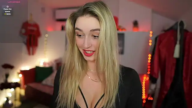 Alexis   Texas online show from February 25, 2025, 7:27 pm