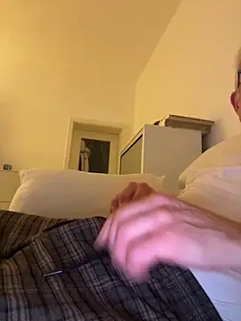 Frank22xx online show from February 24, 2026, 5:58 pm