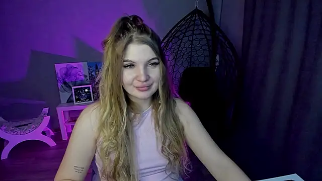 lily williamss online show from February 3, 2026, 2:53 am