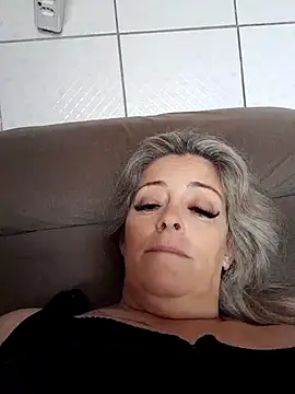 marcialoira online show from September 22, 2025, 1:39 pm