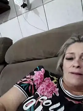 marcialoira online show from September 30, 2025, 12:49 am