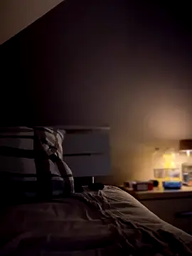 Bennyben8604 online show from October 28, 2025, 1:39 am