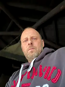 Snapshot of SchwuleHure chatting on September 24, 2025, 1:28 pm SchwuleHure online show from September 24, 2025, 1:28 pm