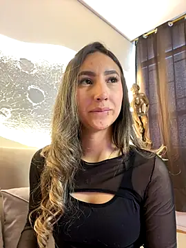  Emma Valka online show from October 31, 2025, 3:19 pm