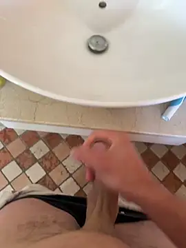 Siggidc2n online show from April 15, 2026, 10:21 am