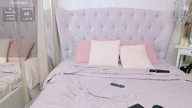 Snapshot of Damn_Bae_ chatting on March 6, 2025, 1:16 am Damn Bae online show from March 6, 2025, 1:16 am