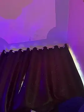 Cherrytowild online show from February 28, 2026, 10:59 am