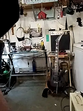 Danialanon online show from November 27, 2025, 9:37 pm