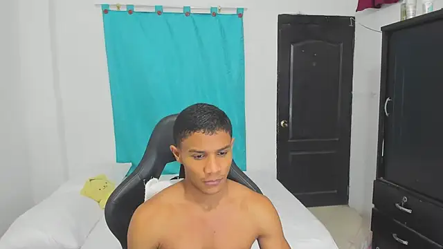 corzoethan online show from October 3, 2025, 11:28 pm