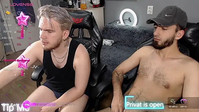 Snapshot of mikienn chatting on October 20, 2025, 10:05 am mikienn online show from October 20, 2025, 10:05 am