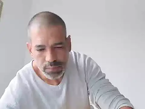 jackbigcock11 online show from April 6, 2026, 12:06 pm