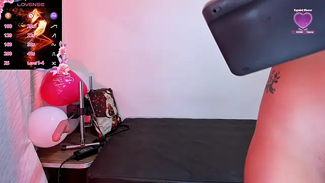 Snapshot of cleopatraa chatting on December 4, 2025, 5:12 pm cleopatraa online show from December 4, 2025, 5:12 pm