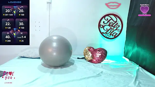 cleopatraa online show from February 25, 2025, 7:38 pm