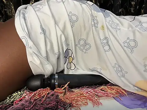 savage coochie online show from March 12, 2026, 8:35 pm