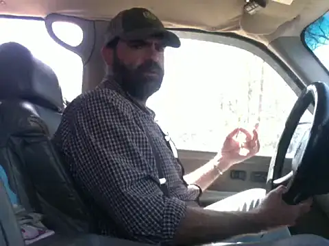 Onesieboy4daddys online show from March 18, 2026, 5:14 pm